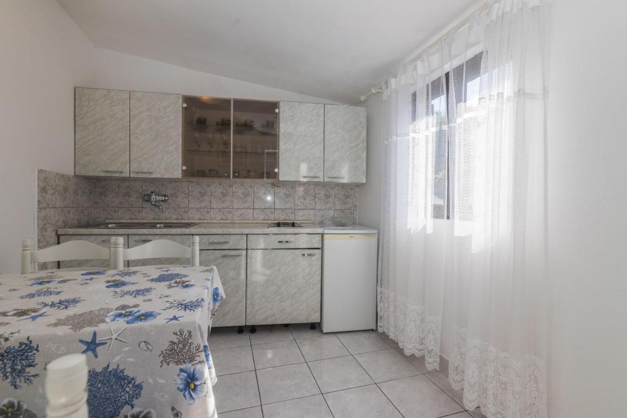 Apartments Jaksa Vis Zewnętrze zdjęcie