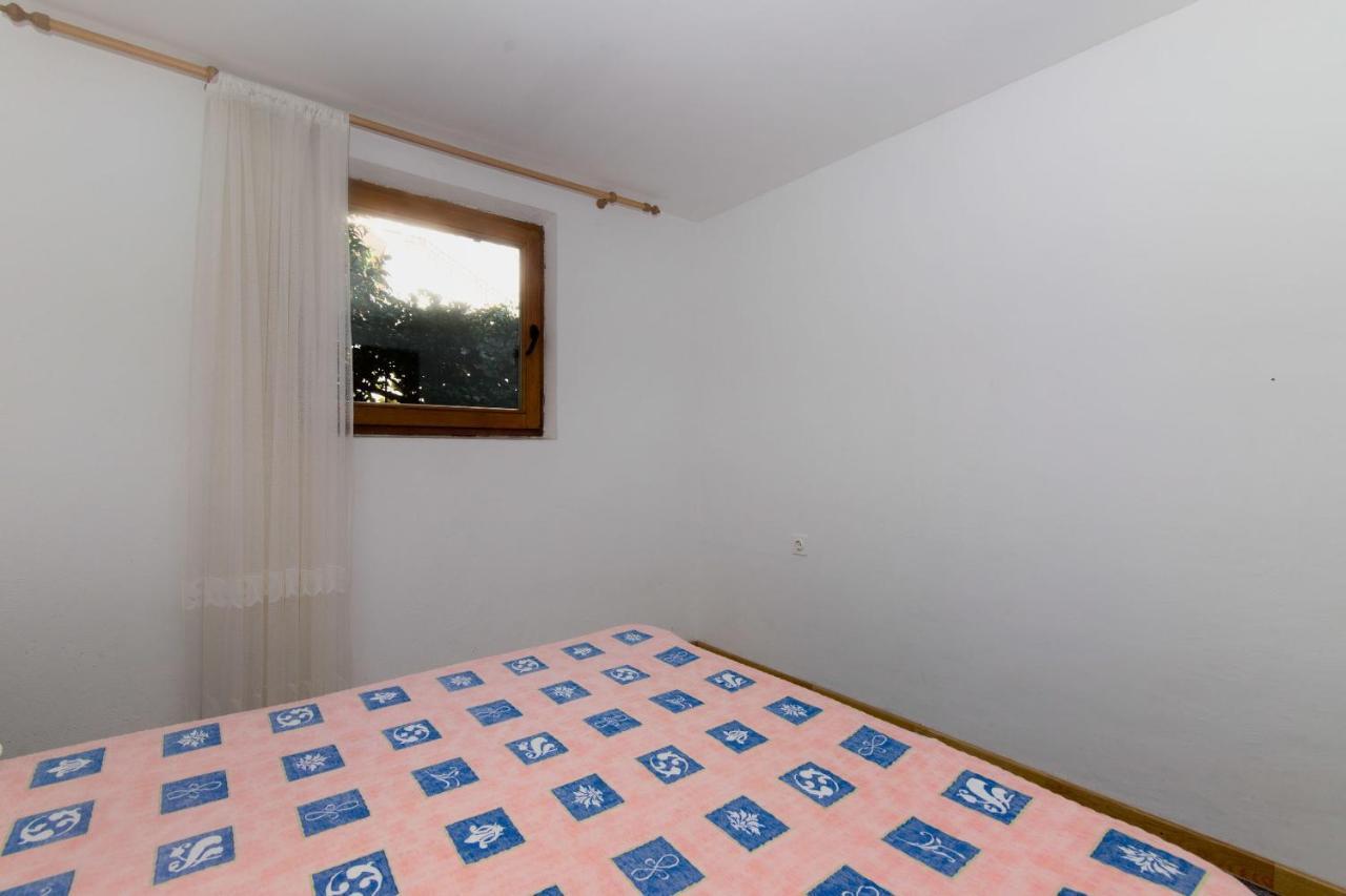 Apartments Jaksa Vis Zewnętrze zdjęcie