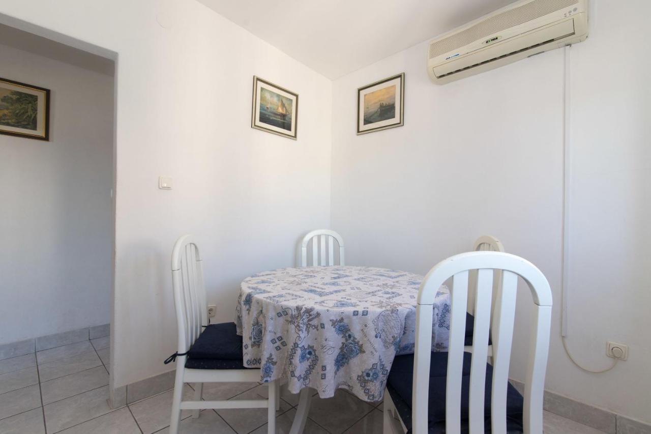 Apartments Jaksa Vis Zewnętrze zdjęcie