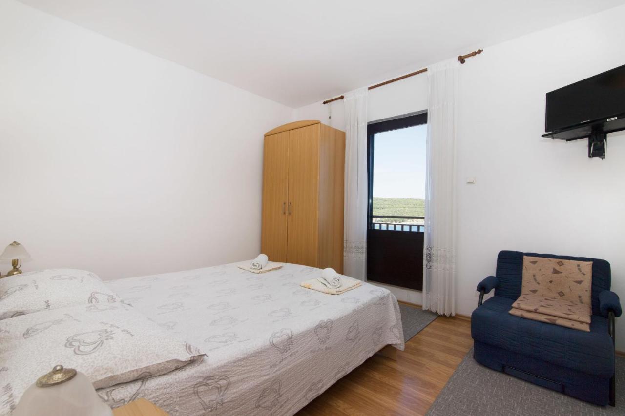 Apartments Jaksa Vis Zewnętrze zdjęcie